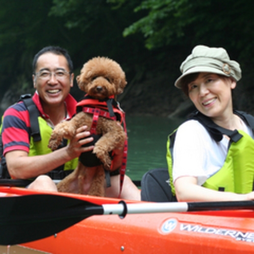 愛犬と一緒にカヌー体験も！（板室ダム湖、ホテルよりお車35分）