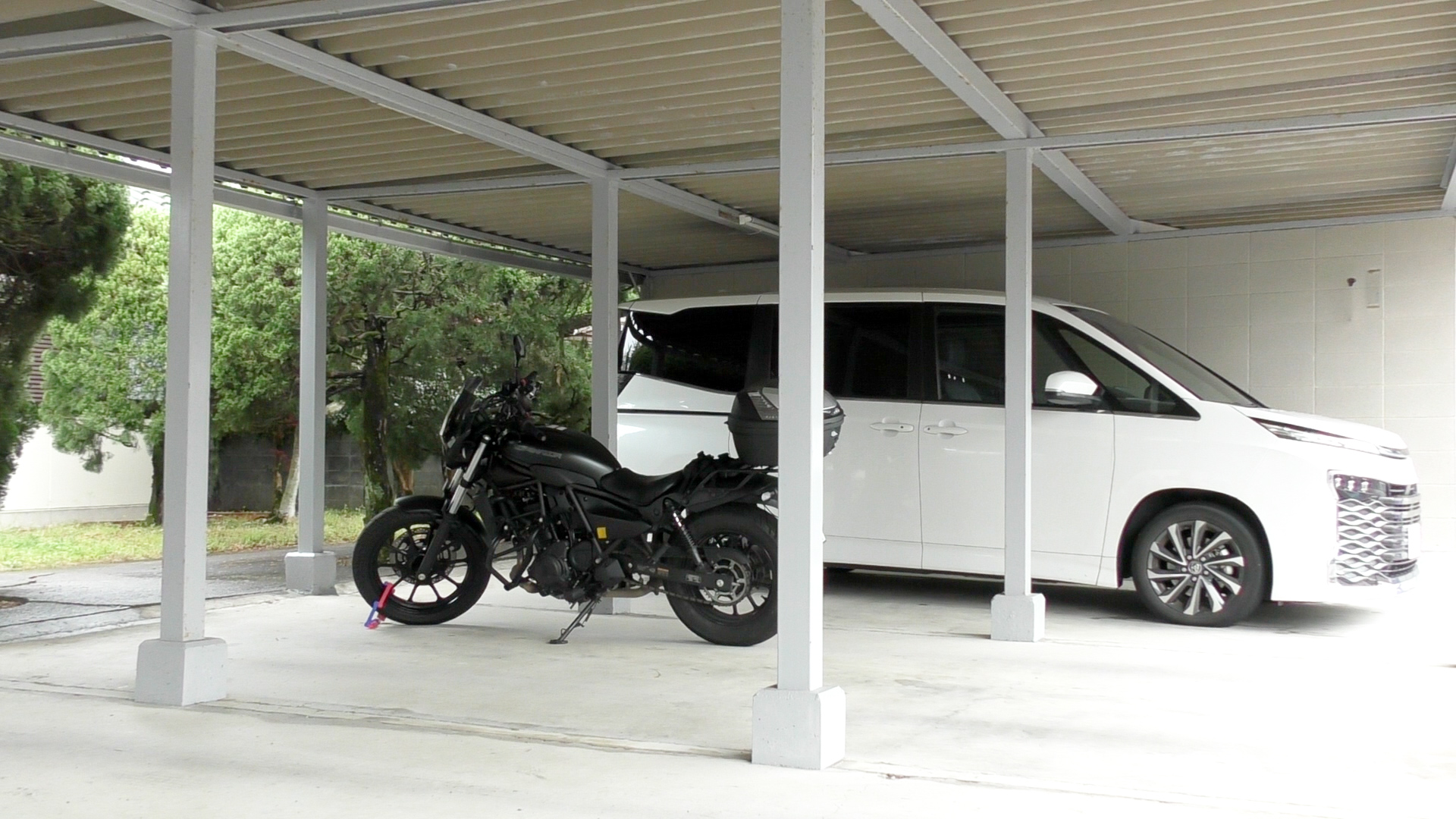 車はもちろんバイクの方もOKです