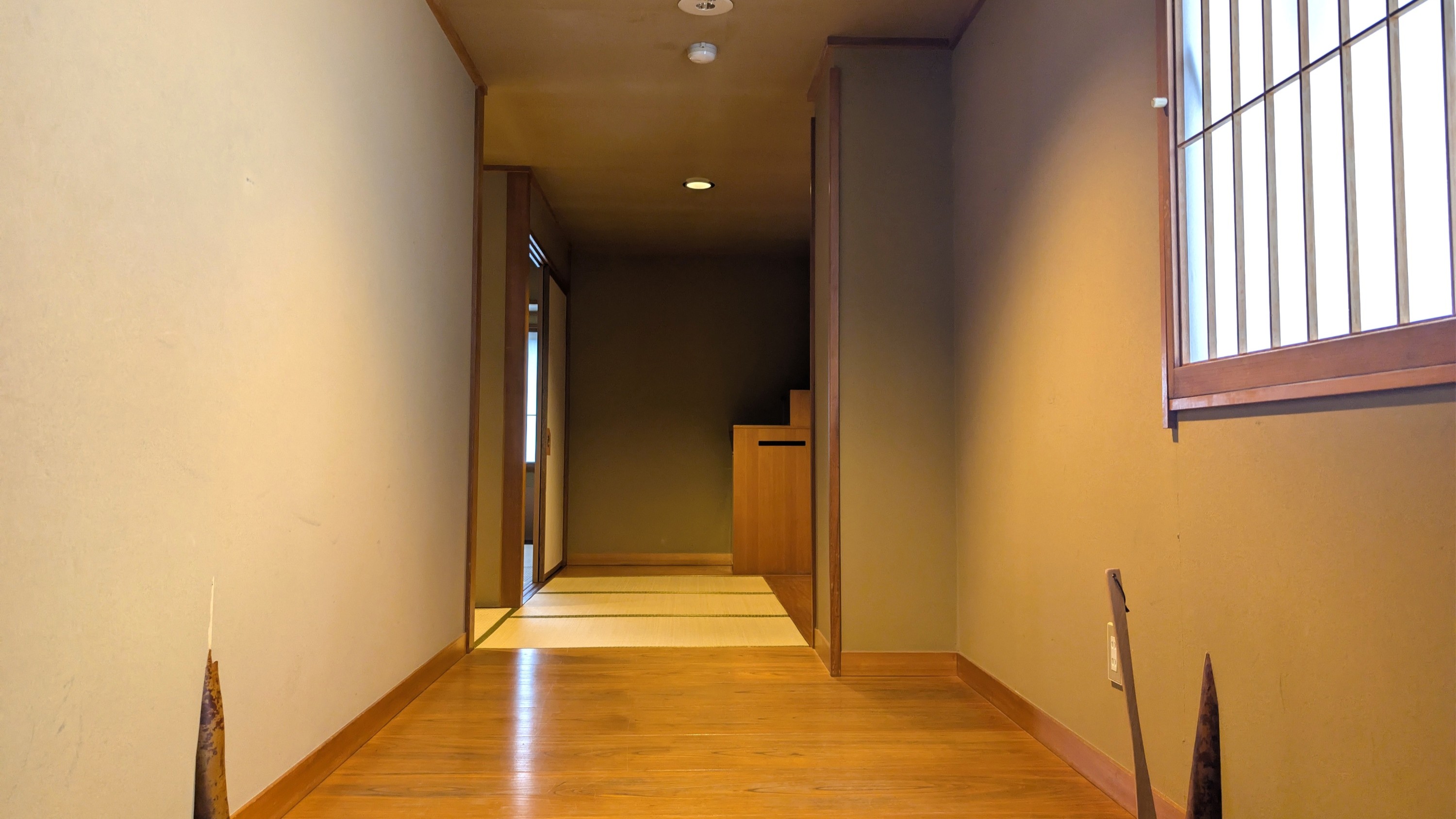 【開春楼の間】広々としているのでお子様連れのお客様からも人気のお部屋です。