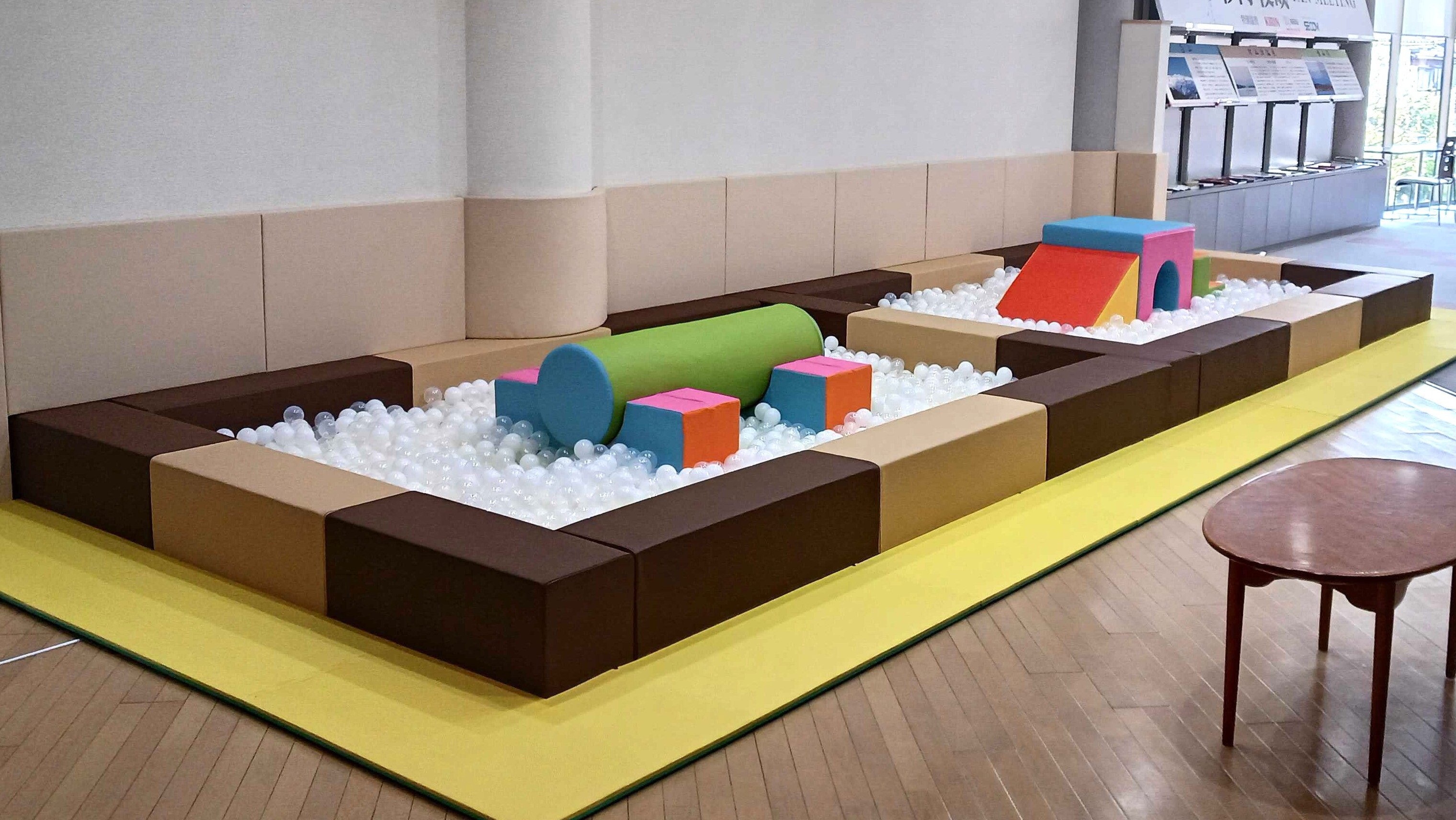 【館内施設】キッズスペース（2階）