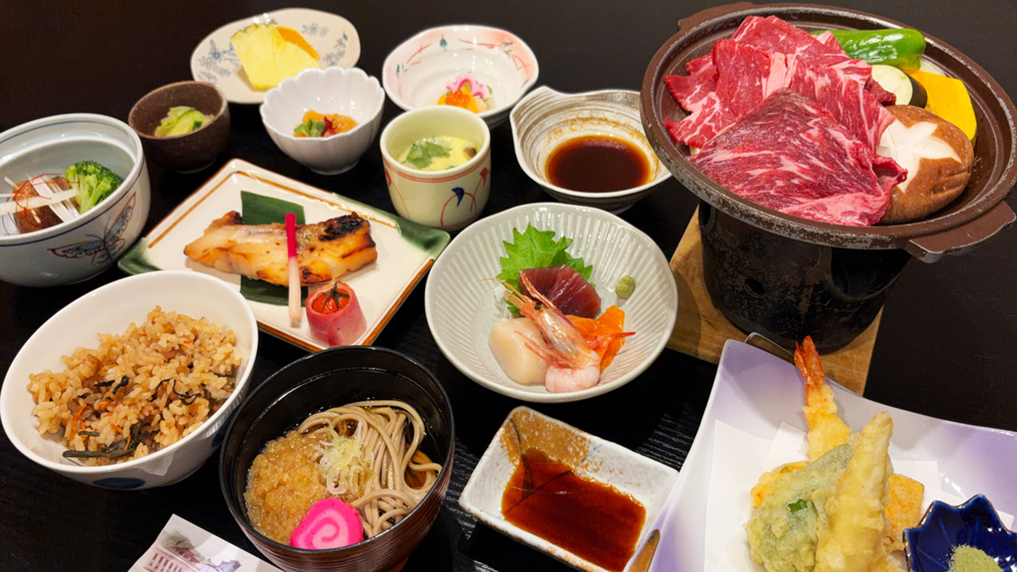 【夕食】〈豊西牛陶板焼〉味わい深い旨味を堪能