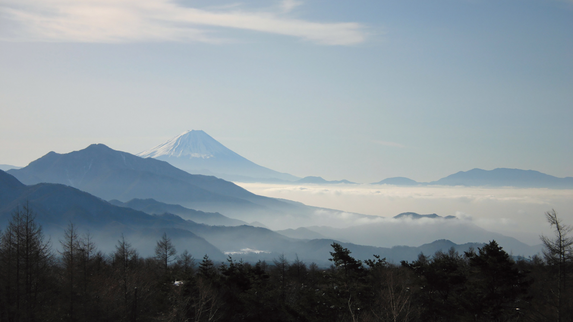 晴れた日には客室からシンメトリーで美しい富士山が望めます♪