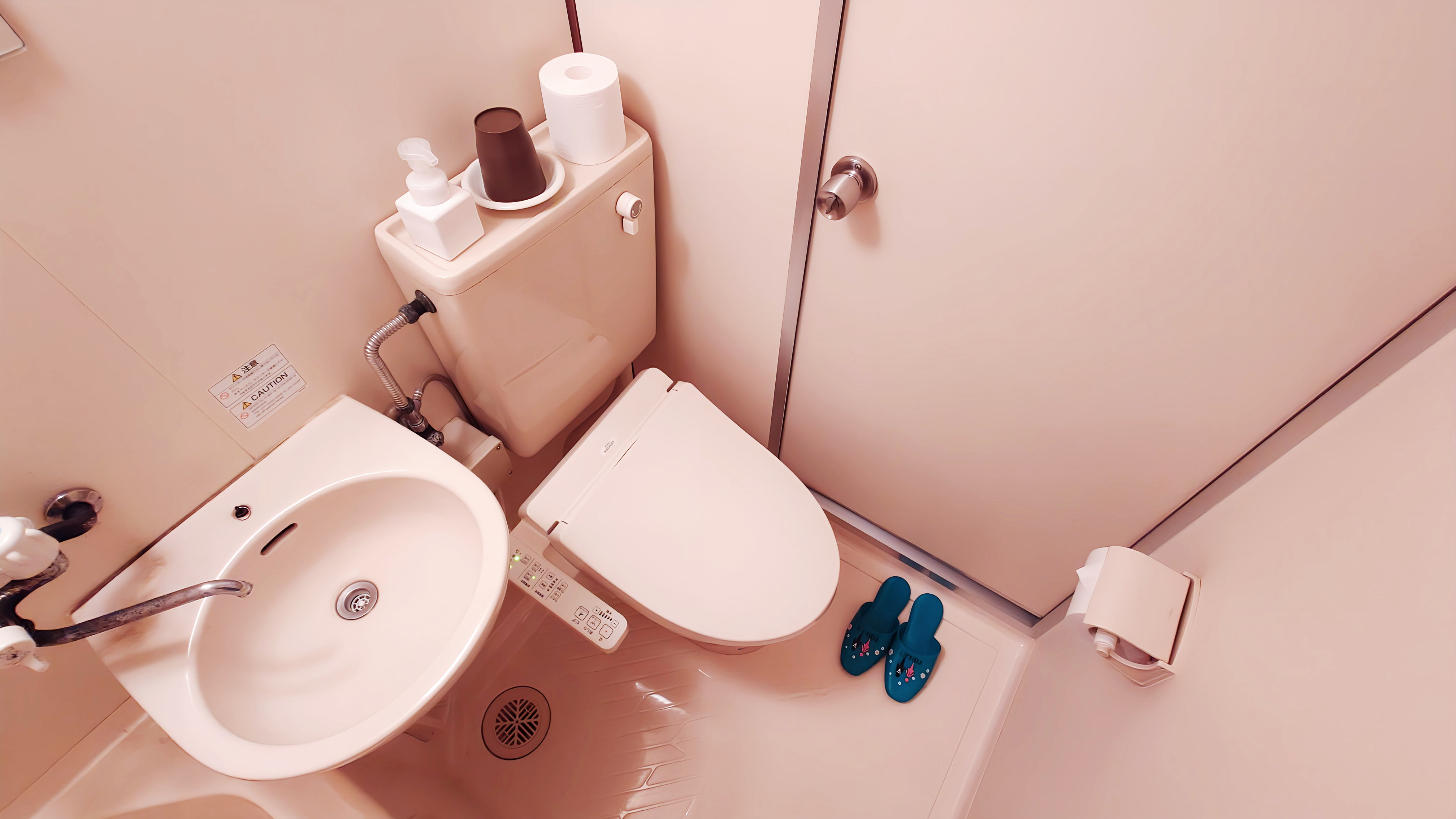 トイレ付客室トイレ