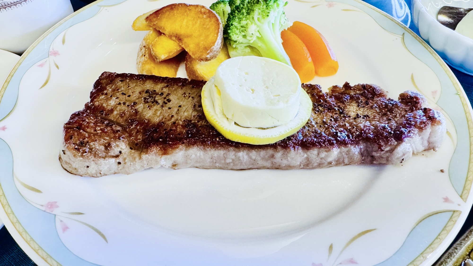 【2食付】肉好き必見！お夕食はステーキコース！ゴルフ利用の方はもちろんビジネスにも♪