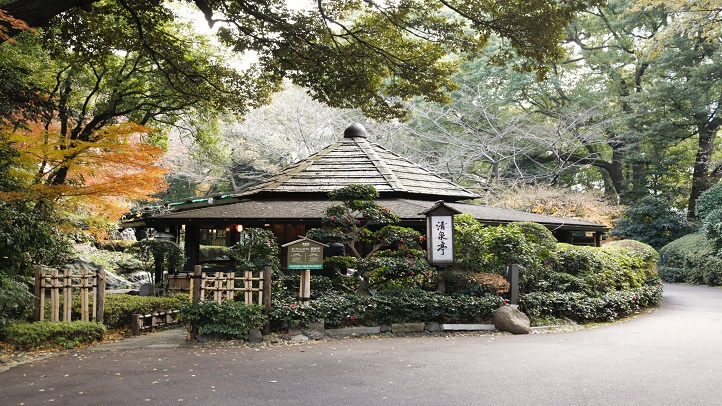 ホテルニューオータニ 日本庭園 楽天トラベル