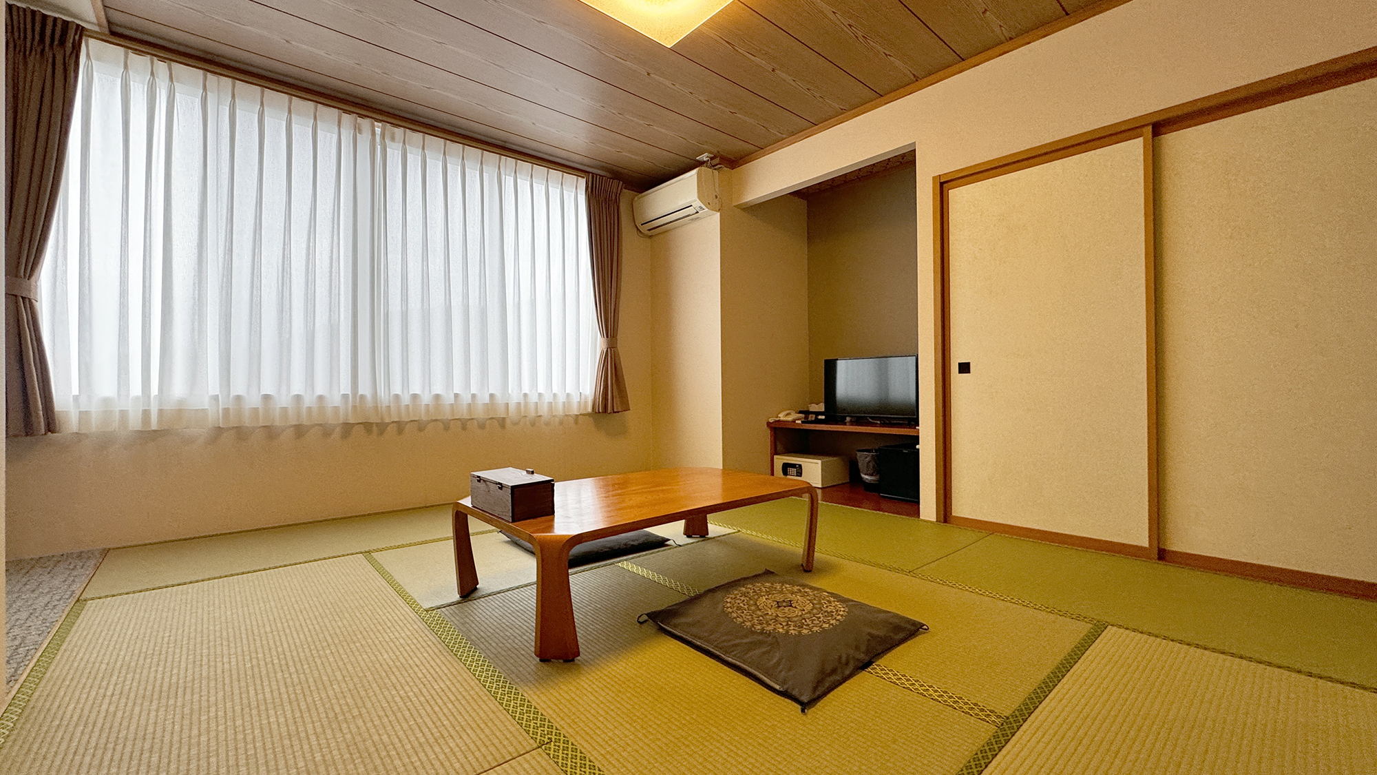 【客室】和室１０畳