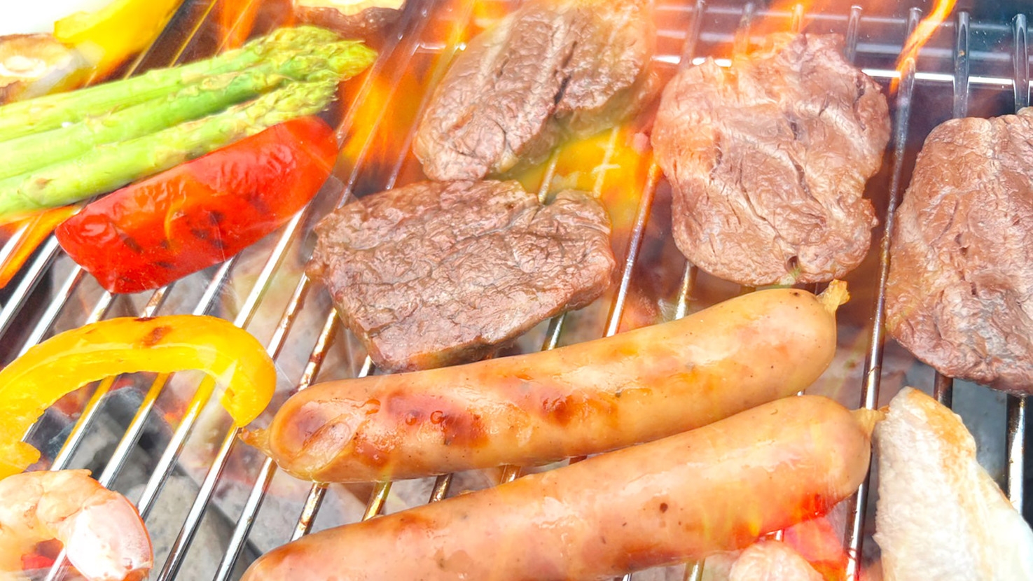 夏休み！緑のテラスでバーベキュー【黒毛和牛など豪華食材】飲み放題付（夕朝食付）