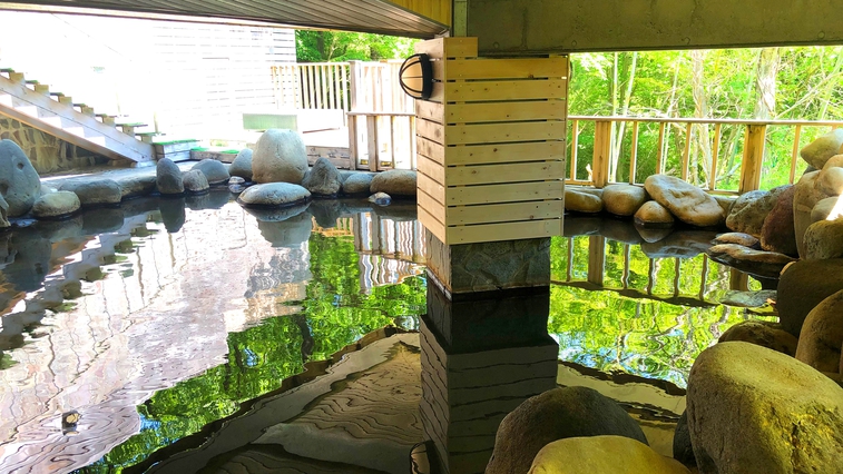 ★クリスマス限定★ルームサービスにクリスマスケーキを添えて