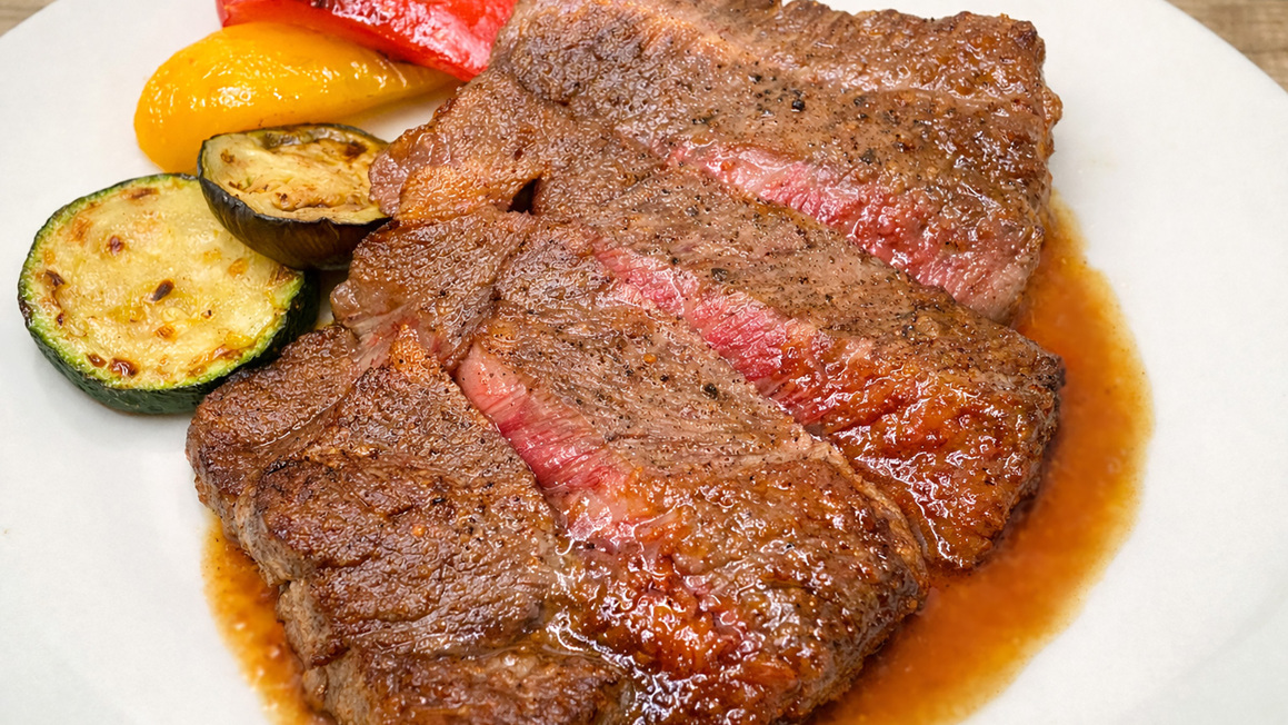 黒毛和牛ステーキのメイン料理