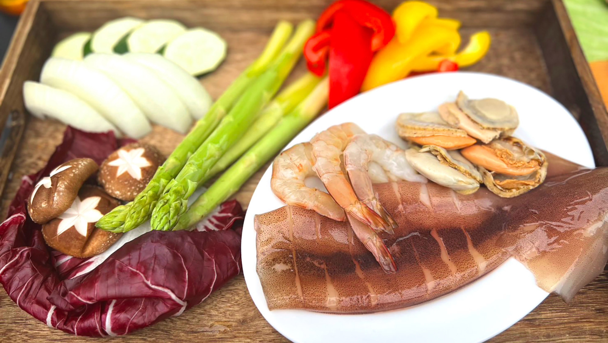 夏休み！緑のテラスでバーベキュー【黒毛和牛など豪華食材】飲み放題付（夕朝食付）