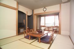 Japanese-style room (10 tatami mats)