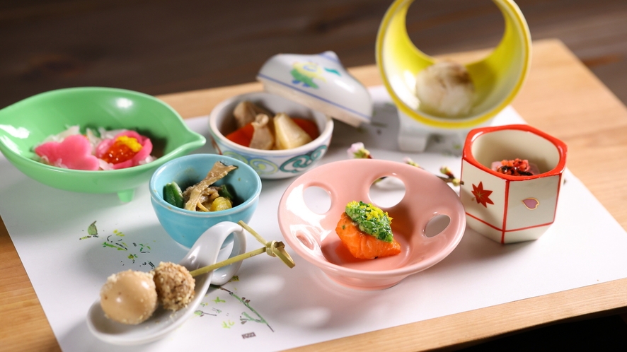 【選べる特典付】癒しの湯とお土産プレゼントで心もほかほか〜春の温もりプラン〜季節の会席2食付
