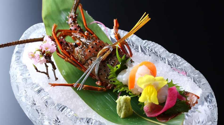 【8月限定】伊勢海老・鮑・鮎を味わう夏の特別会席◆さらに90分飲み放題付／1泊2食