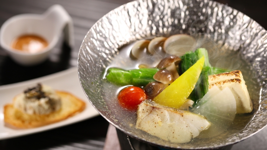 【冬季限定】季節の会席と味わう「蟹の釜飯」グレードアッププラン／1泊2食付