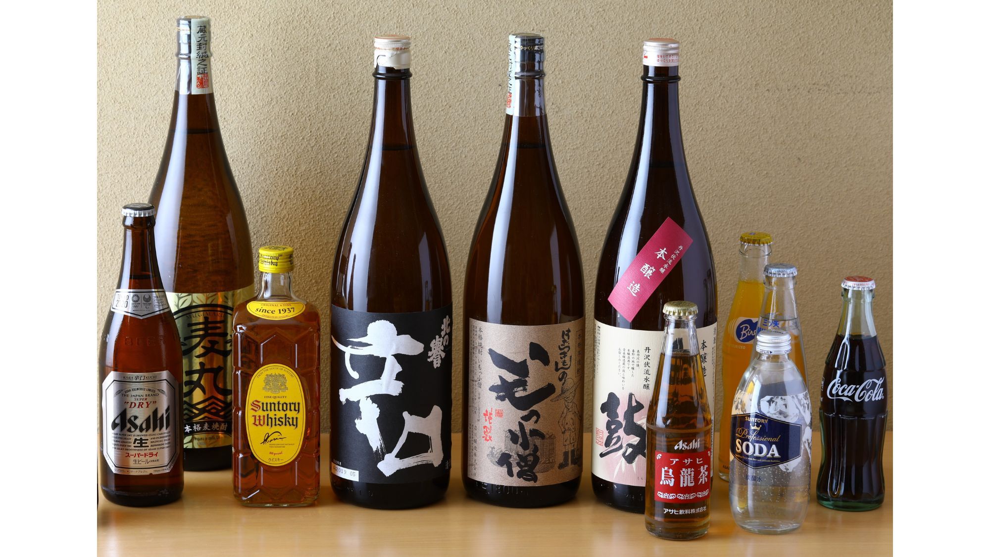 【飲み放題】アルコールを含め、ドリンク各種取り揃えております。お料理と共にお楽しみください※イメージ