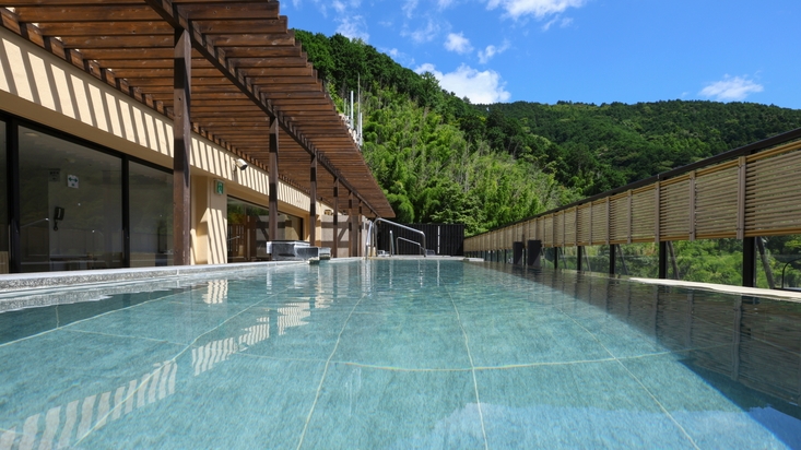 【4/26〜5/6・GW先得】4/20までの予約でお得プライス！新緑の奥湯河原へ＜季節の会席2食付＞