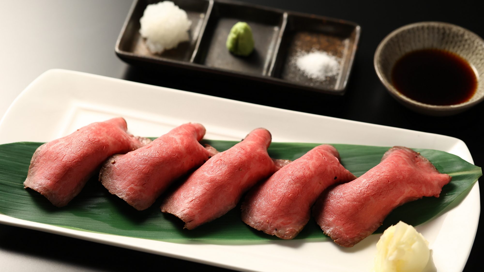 【追加料理】『かながわブランド相州牛の握り』2,200円（税込）、事前予約制