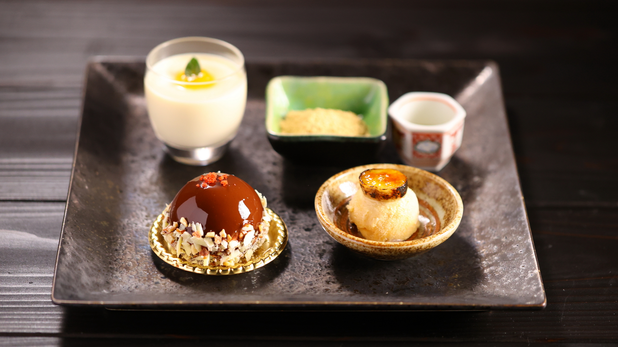 【2025冬】デザート＆日本茶／黒蜜きな粉もちや細雪チョコレートムースケーキなどを三重県「伊勢茶」で