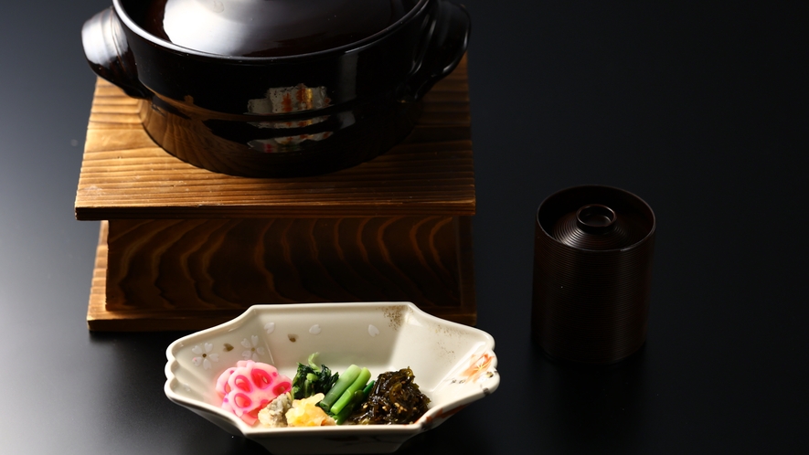 【2022春の夕食膳】北海道ブランド米「ゆめぴりか」釜炊きごはん