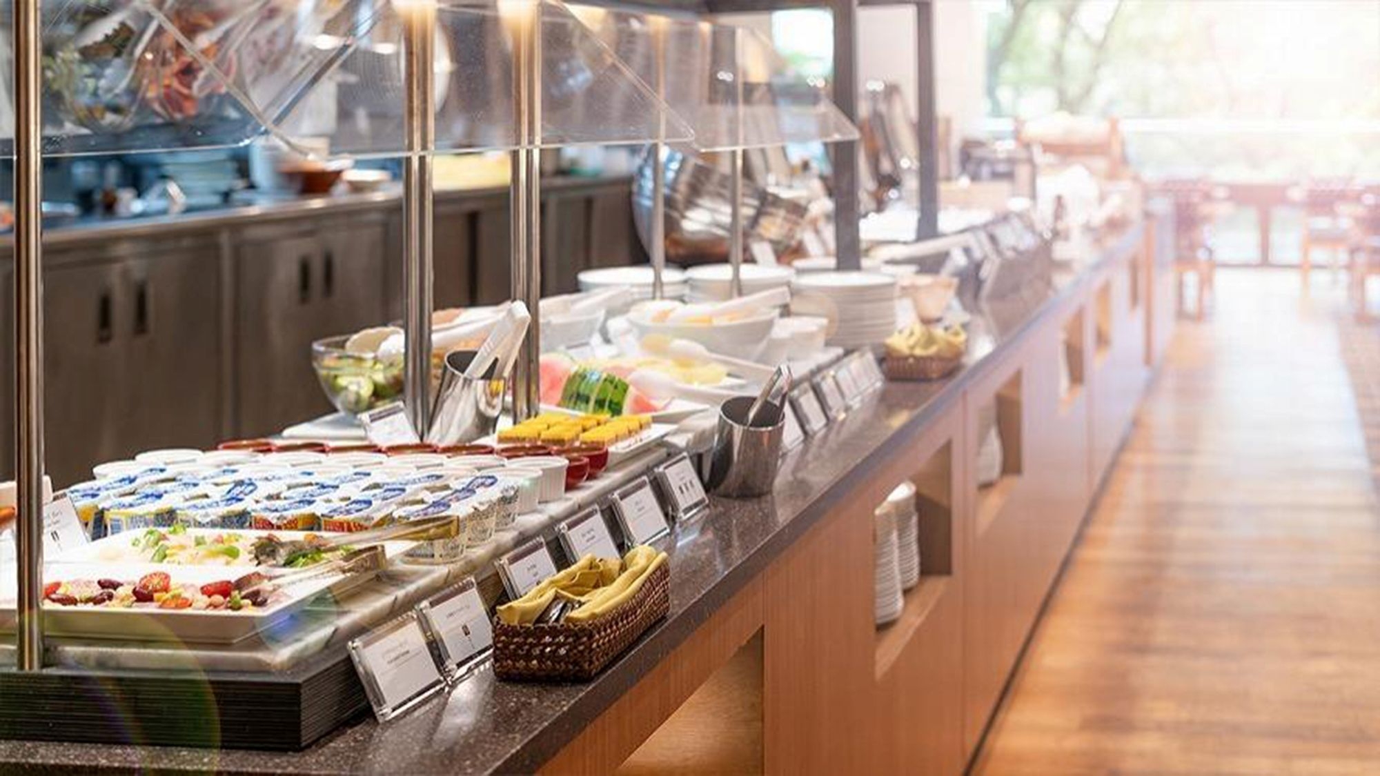 【30％OFF】【楽天スーパーSALE】和の静寂に包まれるホテル（朝食付き）