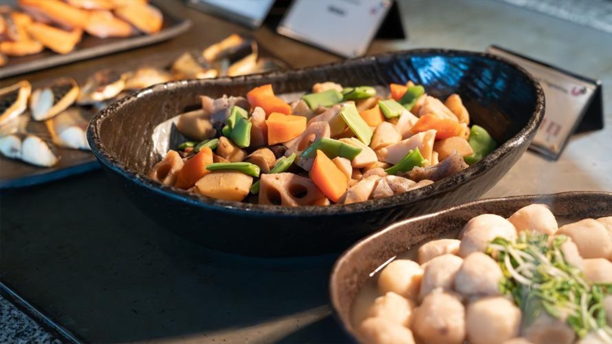 ブッフェ＆カフェ スロープサイドダイナーザクロ（食事イメージ）