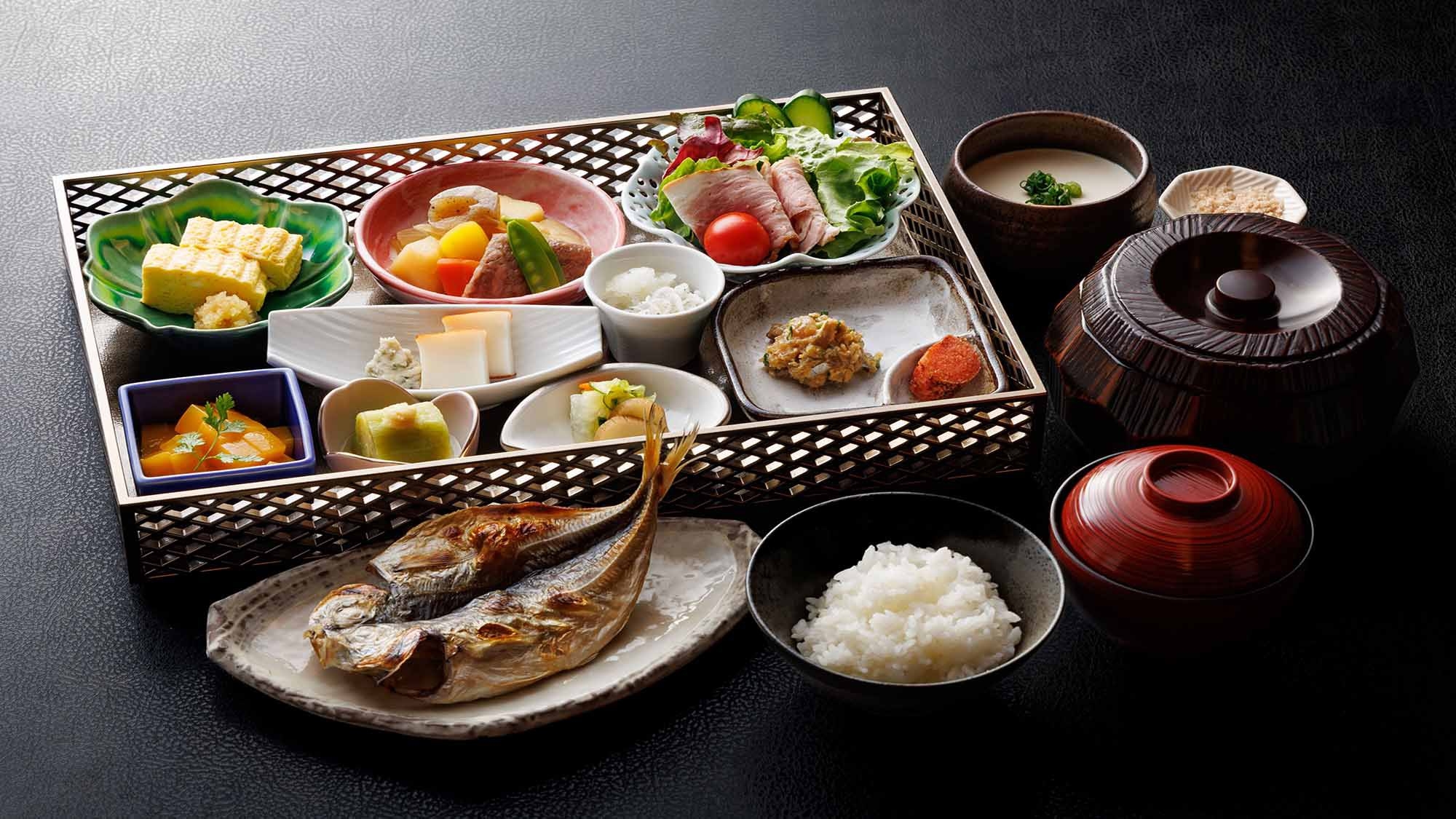 ＜海の花火大会＞夏休みは伊東へ行こう！（ 朝食付き）