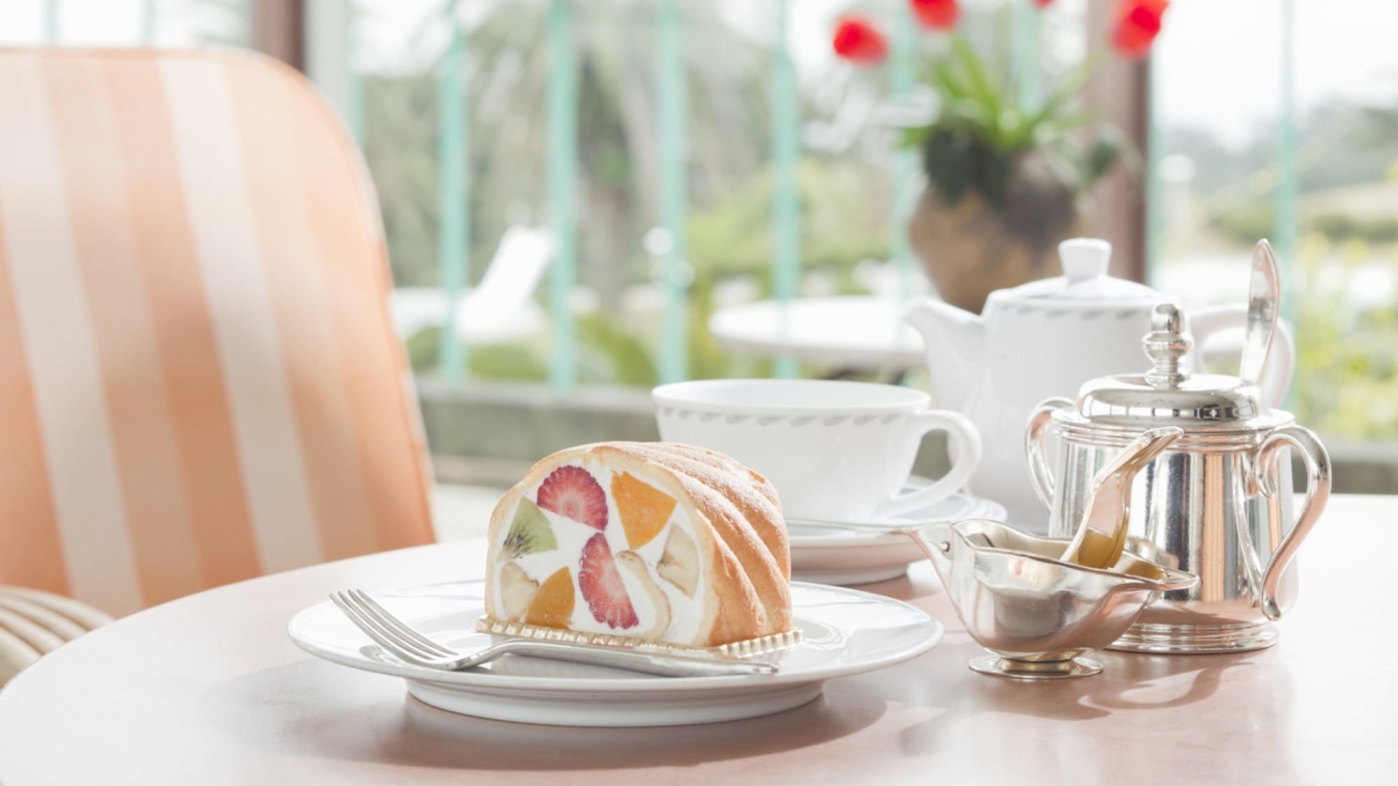 ゆったり秋旅！夕食は選べる和洋コース+ケーキセット付き（夕朝食付き）