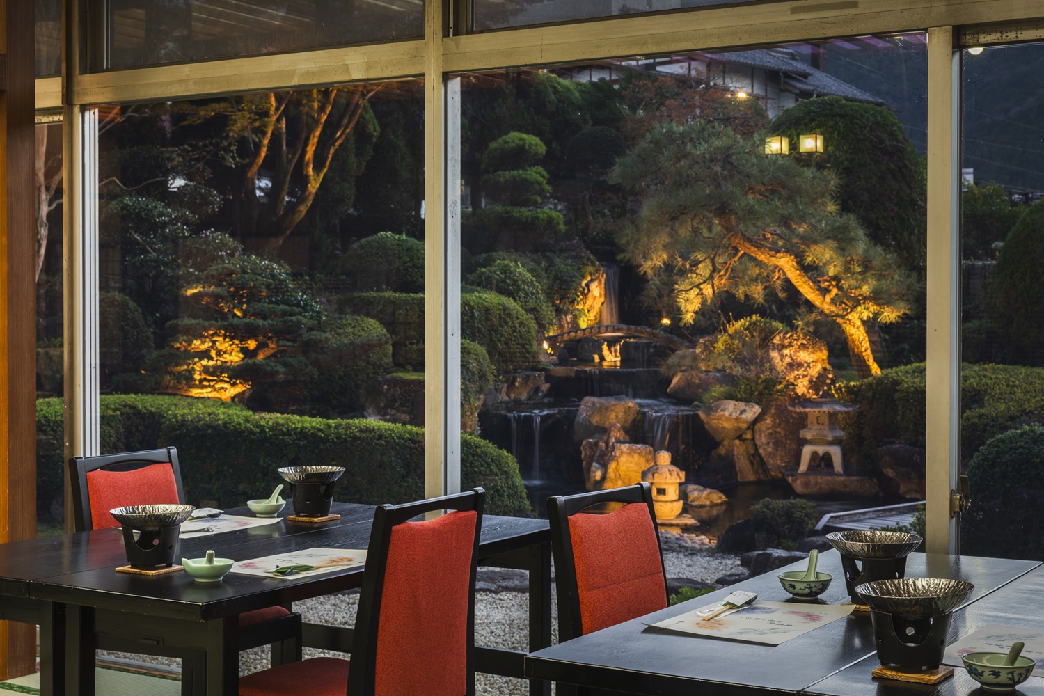 食事会場（夕景）