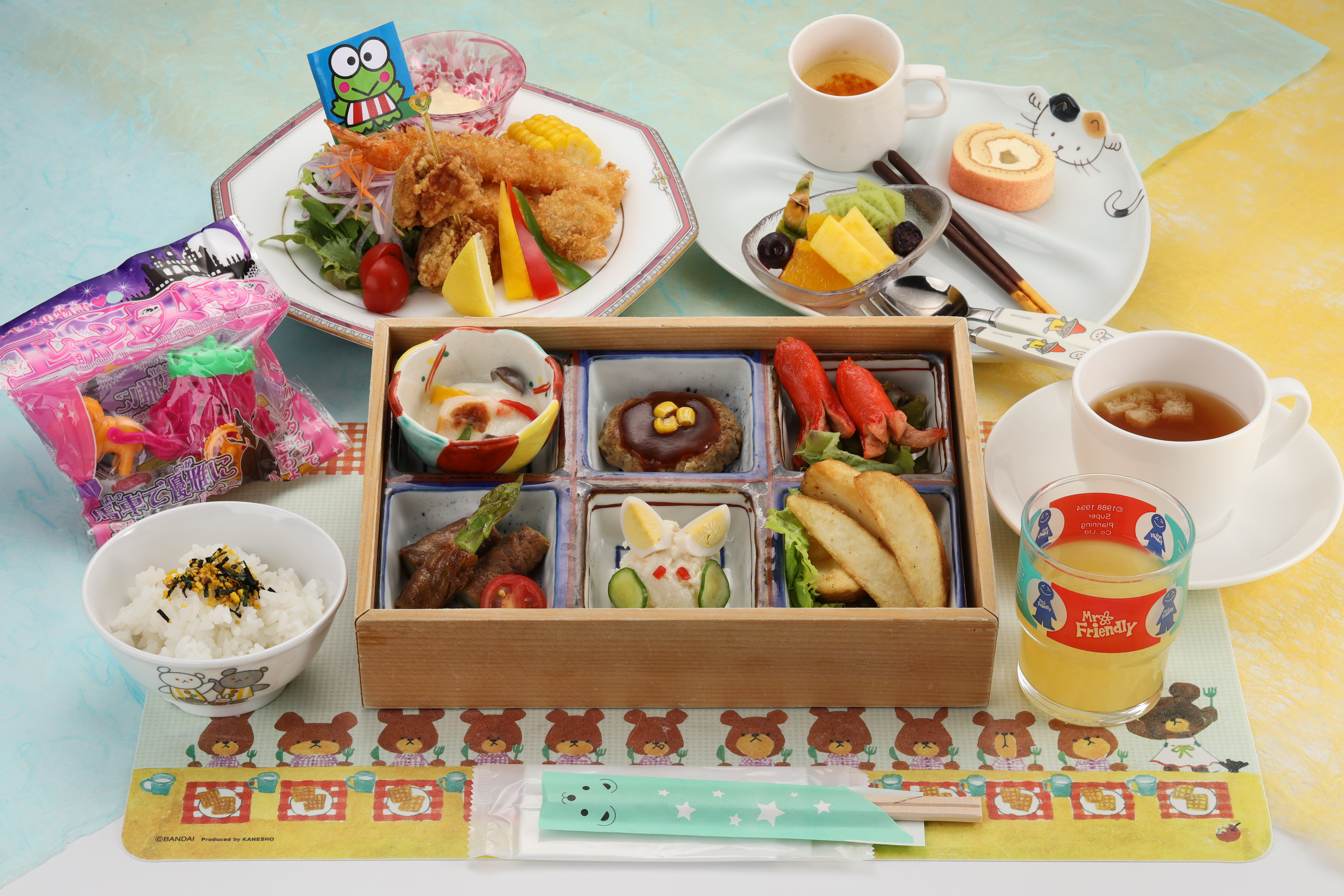 「お子様ランチ」という名のお子様向け夕食をご用意。おもちゃ付で未就学児のお子様にお人気です。少し大きなお子様はお肉やお刺身などが増えた「お子様定食」もございます。お気軽にお問い合わせください。