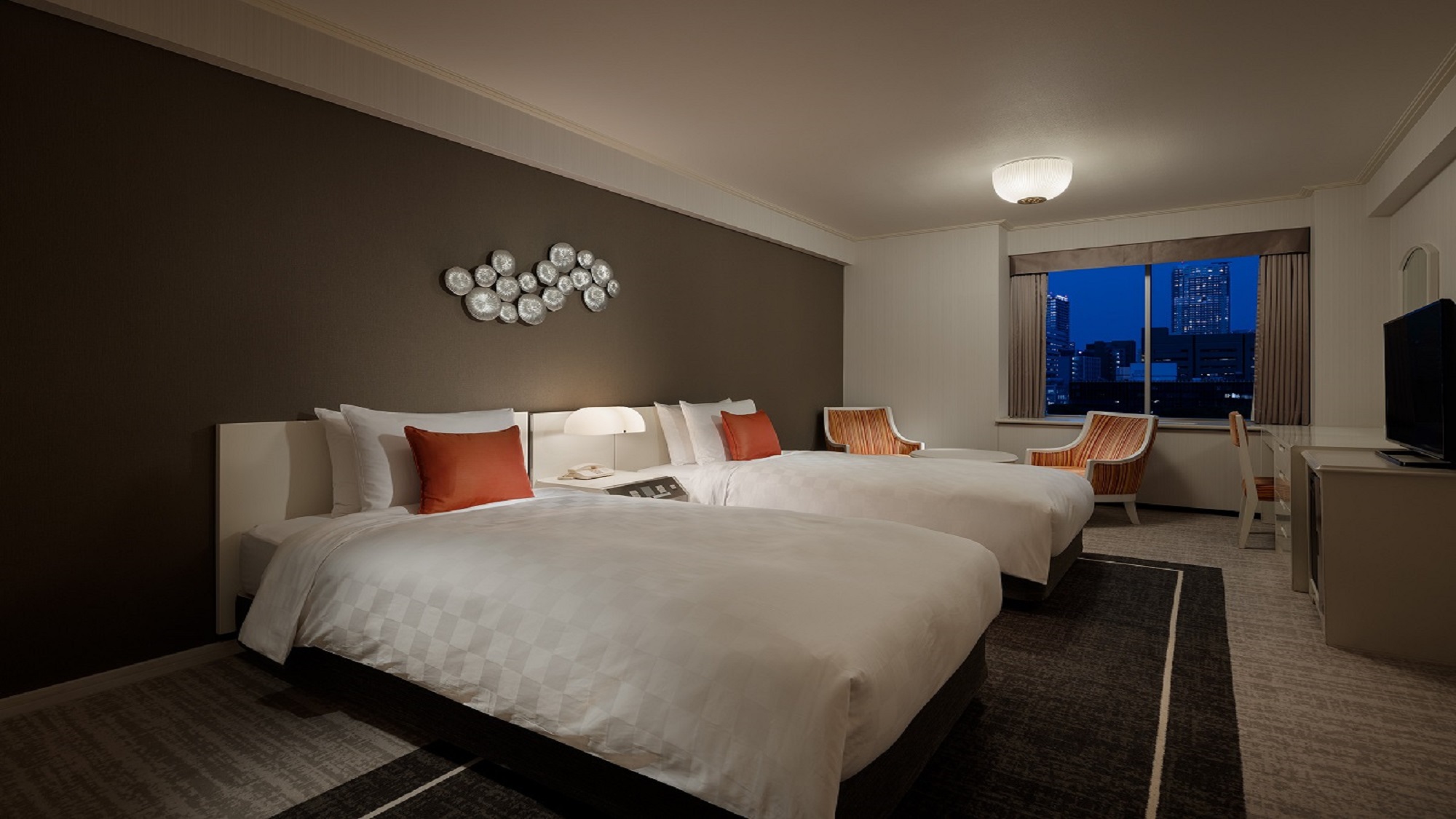 デラックスツインルーム（夜）