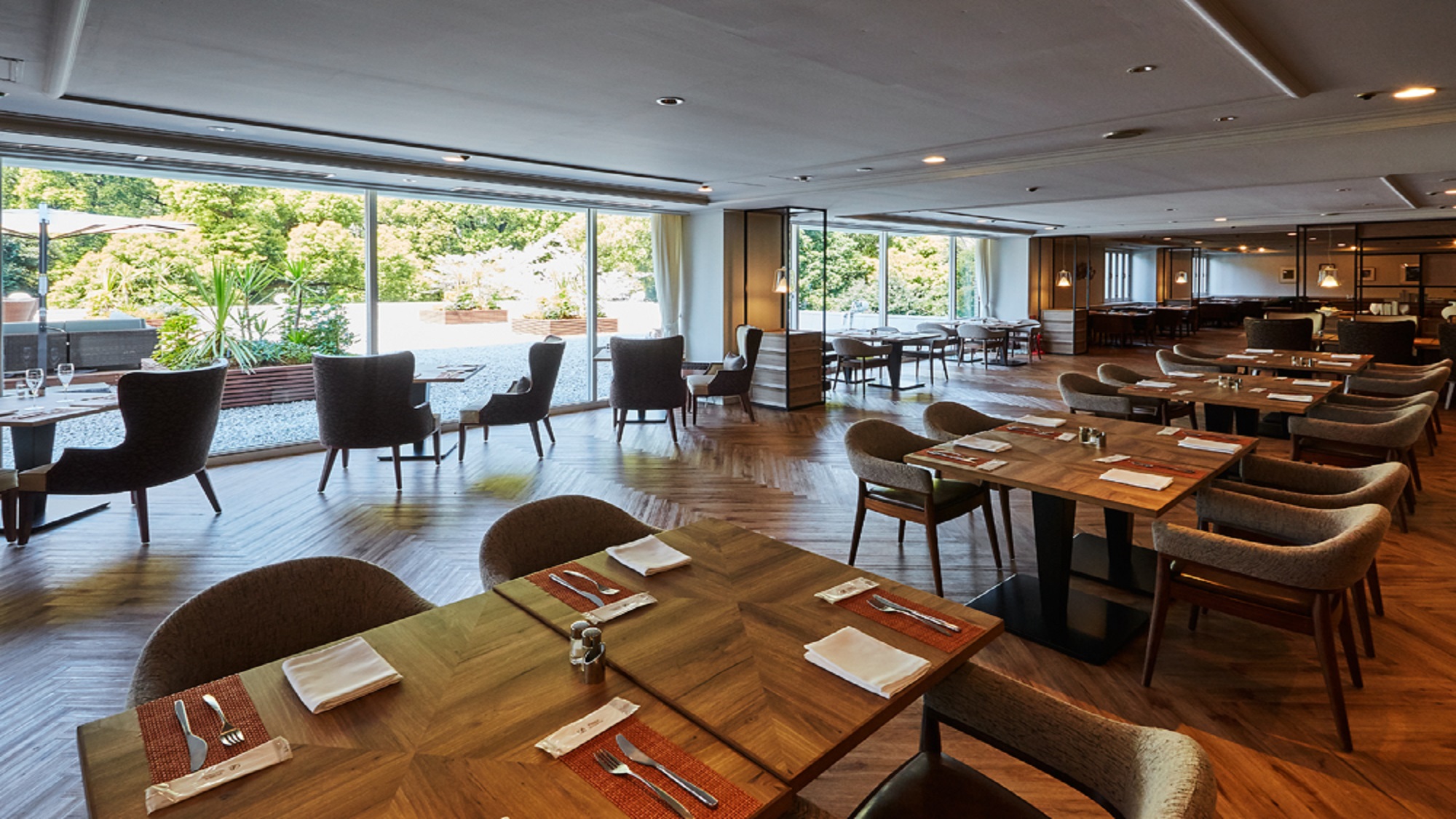 ブッフェダイニング　ポルト