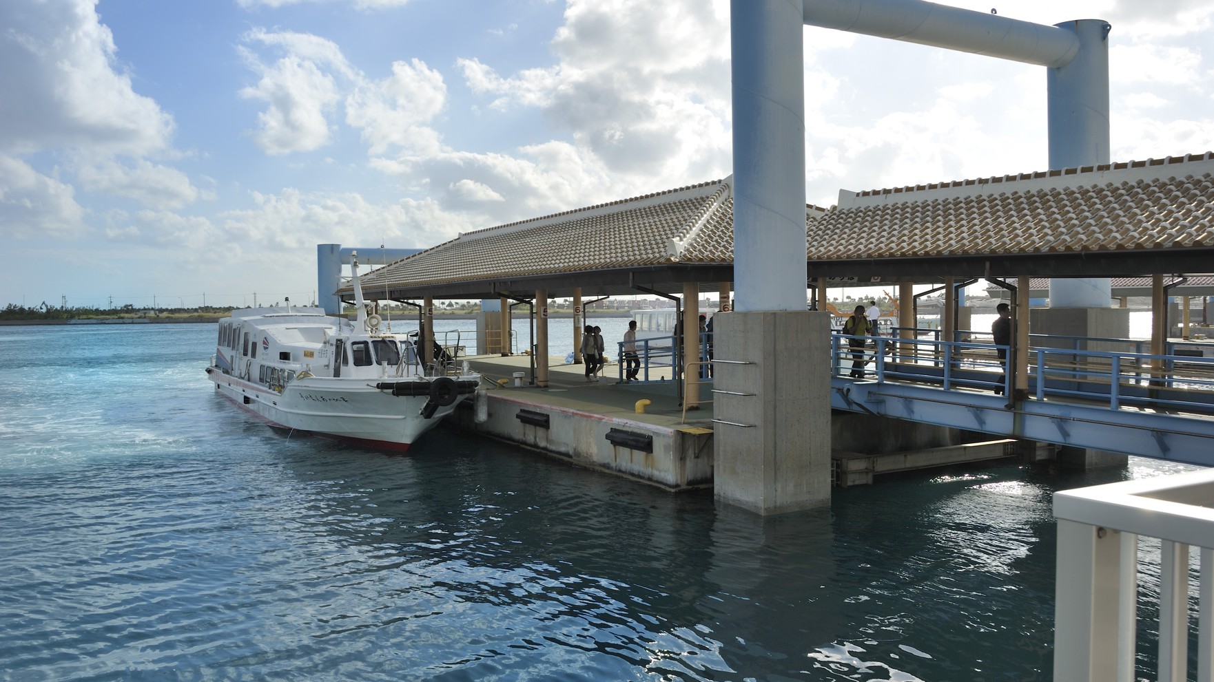 【直前予約】1日5室限定！離島ターミナル・730交差点近く｜客室からの海絶景イチ推し素泊まりプラン