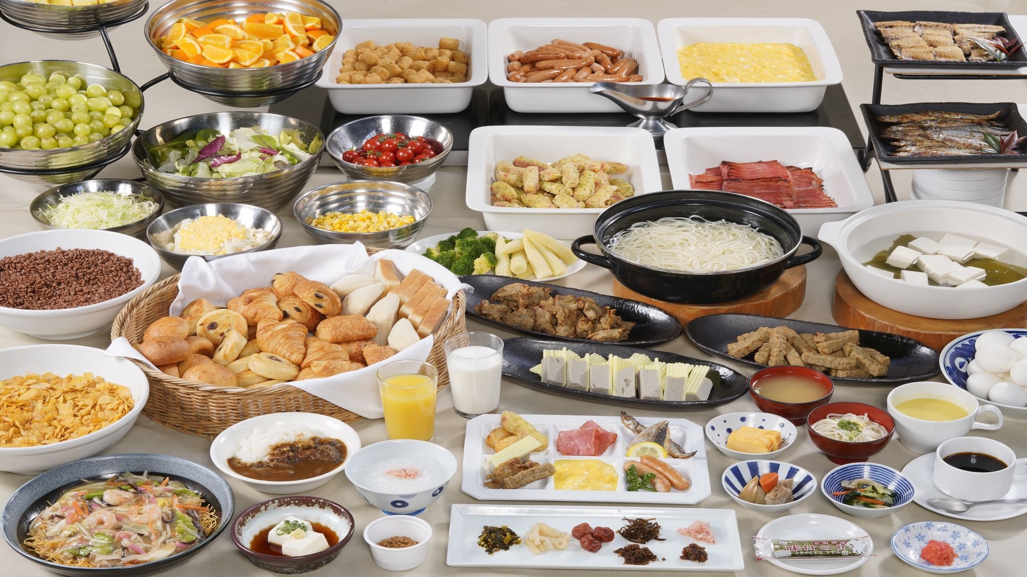 【ベストレート朝食付】JRハウステンボス駅から徒歩1分！アクセス抜群！小学生添い寝無料（朝食代別）