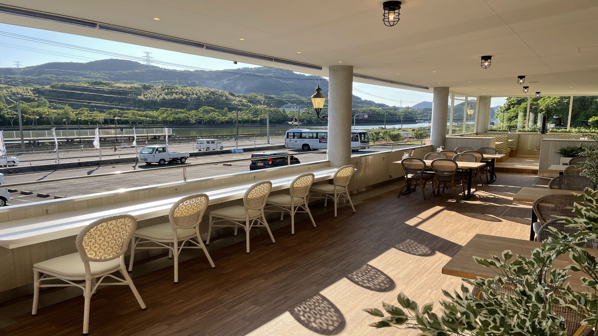 こもれびテラス