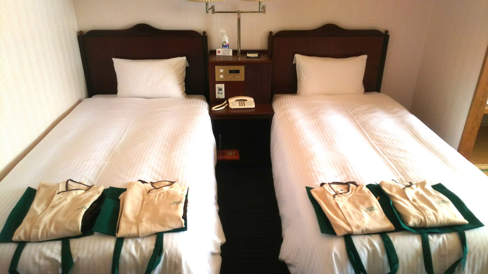 和洋室　（禁煙）