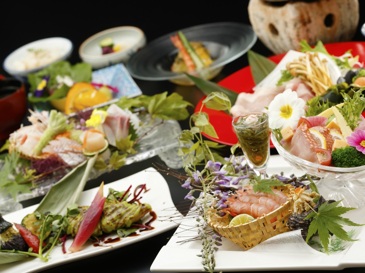 【欲張り海の幸】伊豆に来たらやっぱり海鮮【静岡県産】伊勢エビお造り＆アワビの酒蒸し