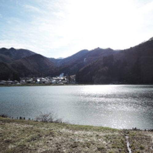 *【周辺】近くにある中綱湖では、釣りや散策をお楽しみいただけます。