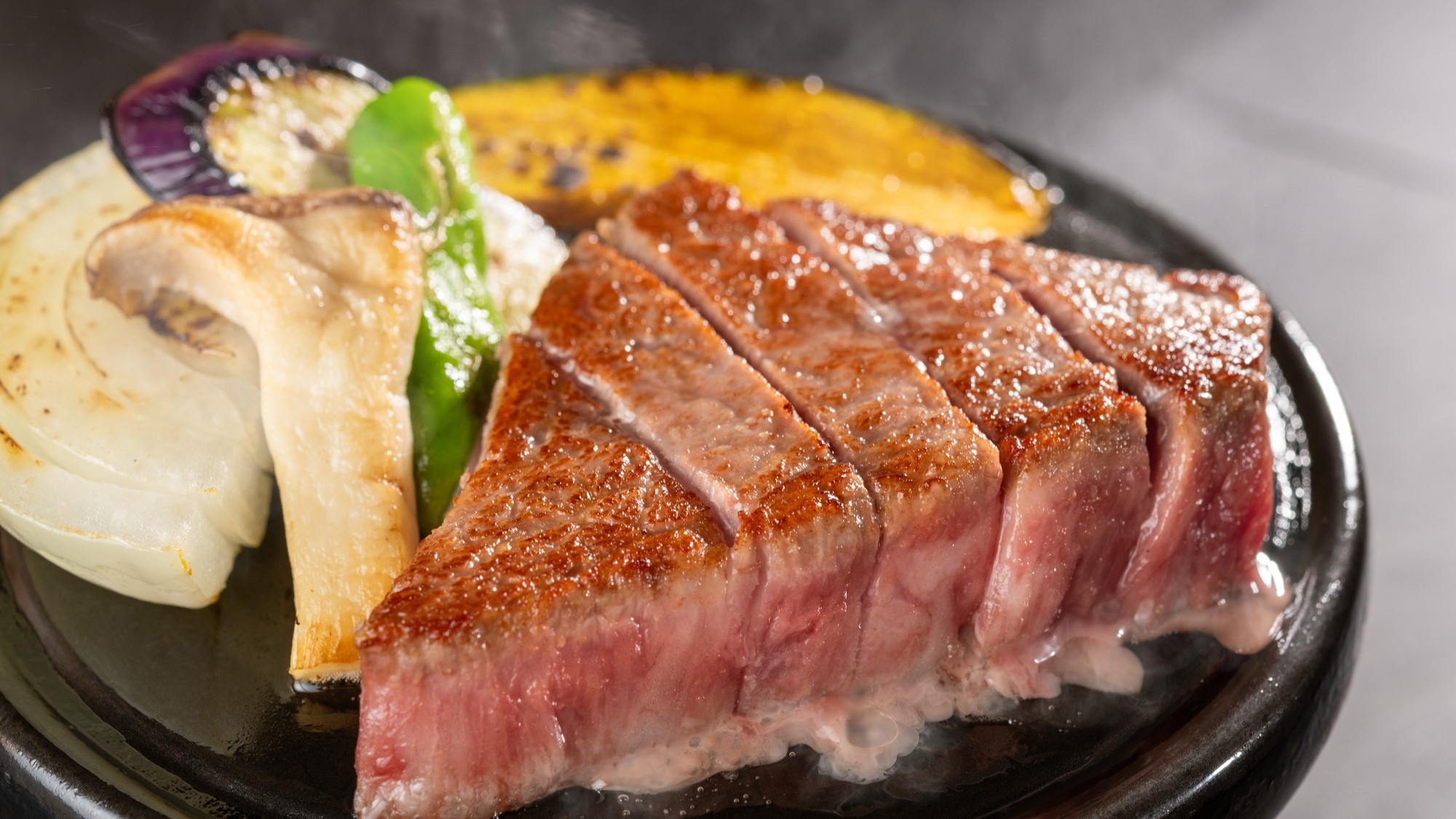 【最上級会席プラン】飛騨牛大満喫！贅沢にステーキ・炙り寿司・一味鍋で！【ペット可】