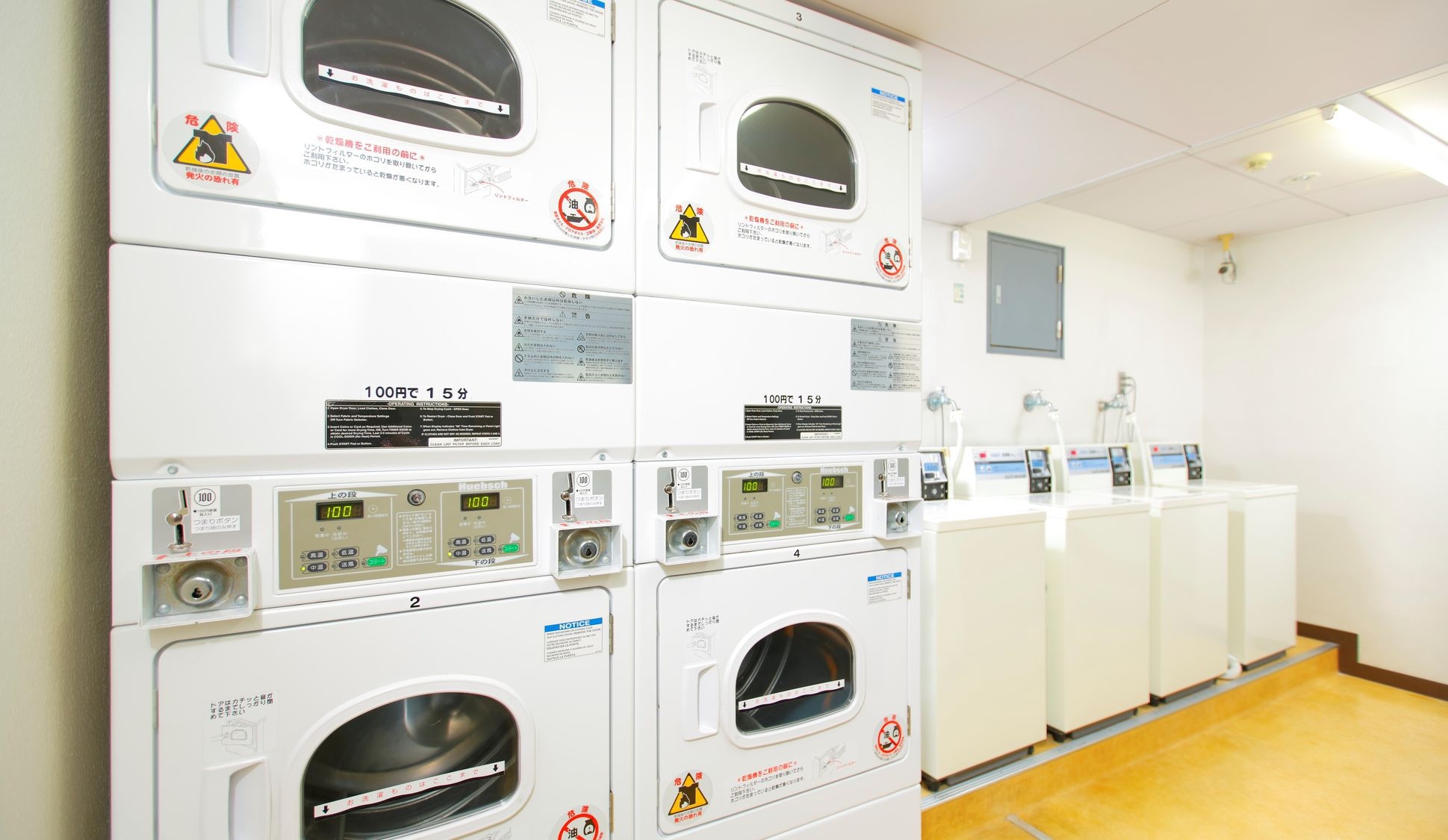 クチコミをお寄せください《ポイント2倍》◆個別空調◆WIFI無料【全室喫煙】