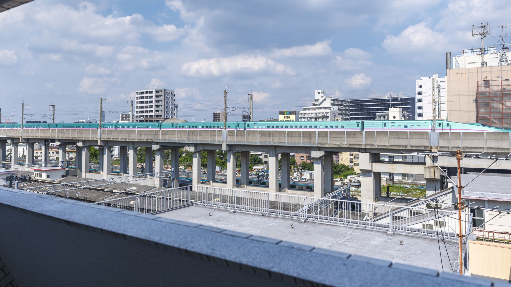 ビュー（スタンダードダブル一例・お部屋により見え方が異なります）