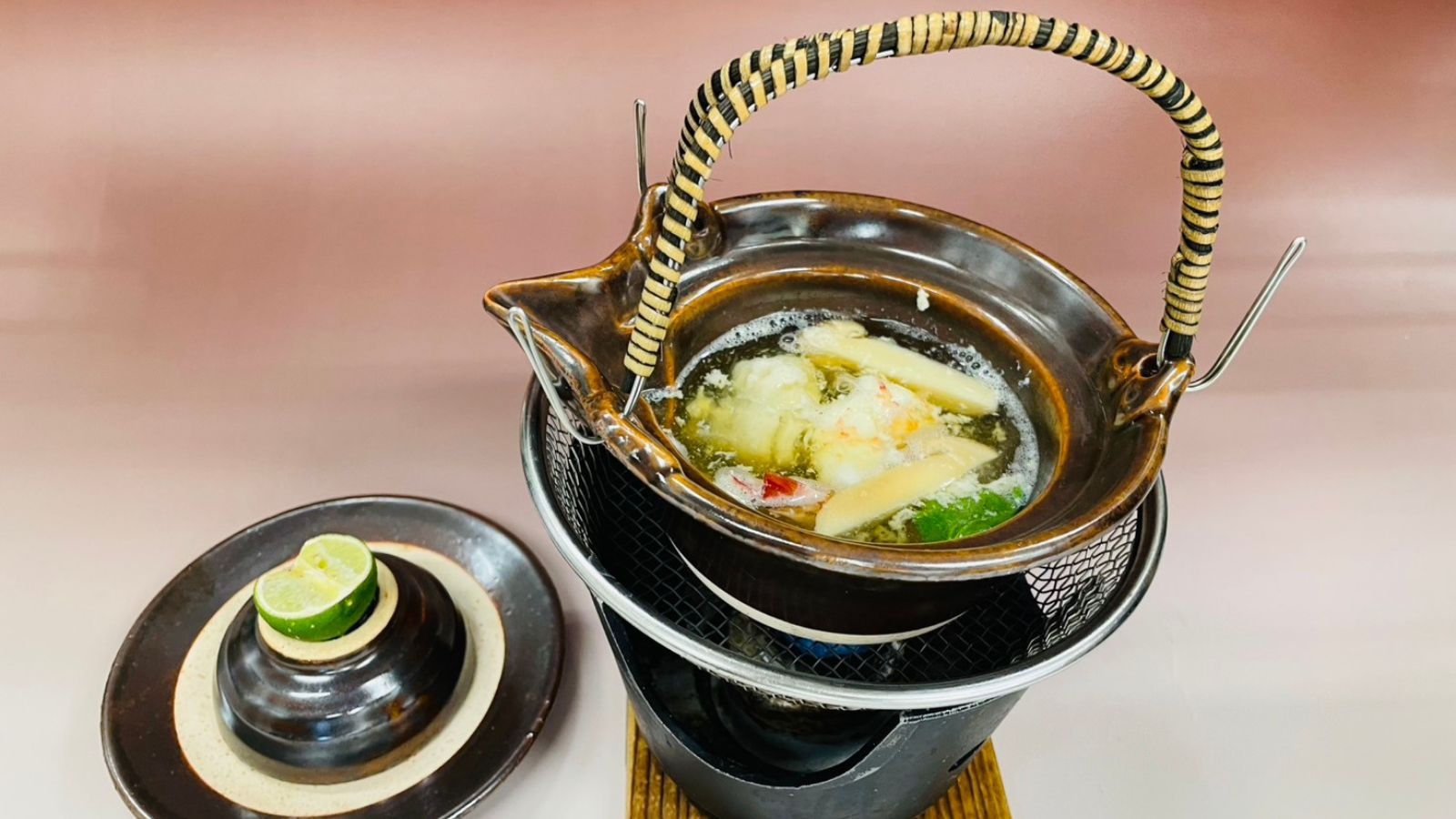 【秋限定｜スタンダード】磯の香り広がるサザエ壺焼×極上ブランド和牛ステーキを満喫◆秋の味覚会席＜②＞
