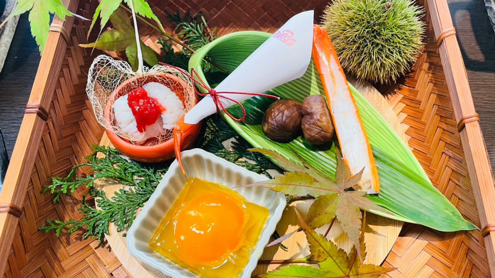【秋限定｜スタンダード】磯の香り広がるサザエ壺焼×極上ブランド和牛ステーキを満喫◆秋の味覚会席＜②＞