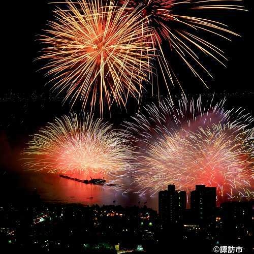 【2023年8月15日限定】夏の夜空を彩る諏訪湖の花火を楽しむ【素泊りプラン】
