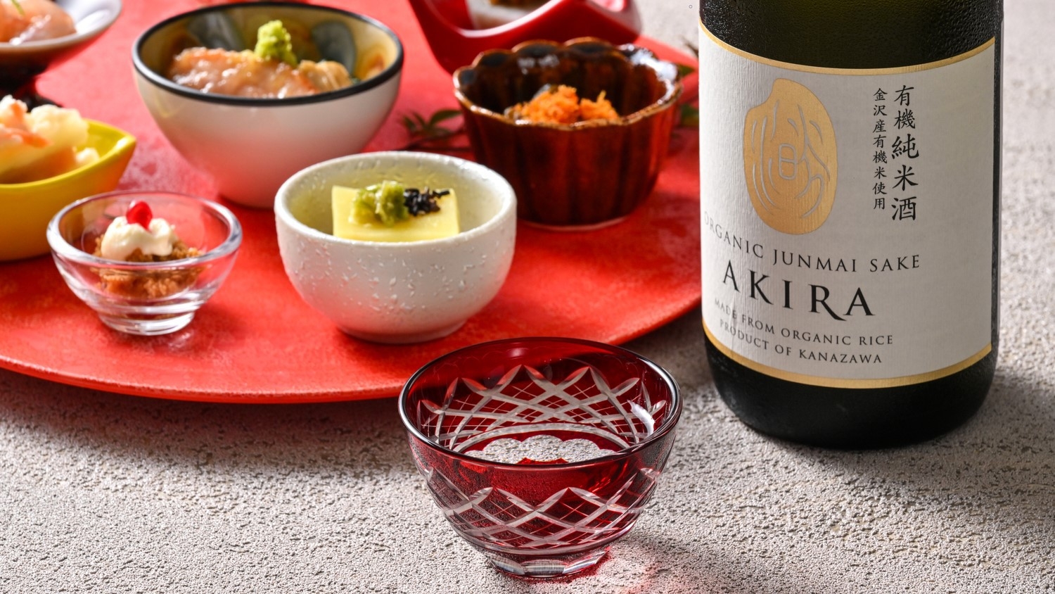 【食事処zeze確約】大迫力！特大タグ付き活蟹を二名様で一杯　焼き・刺し・蒸しを愉しむ会席