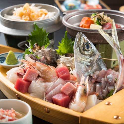 【一泊夕食プラン】朝は、ゆっくり朝寝坊！夕食は旬の会席料理を愉しむ。※朝食は付きません。