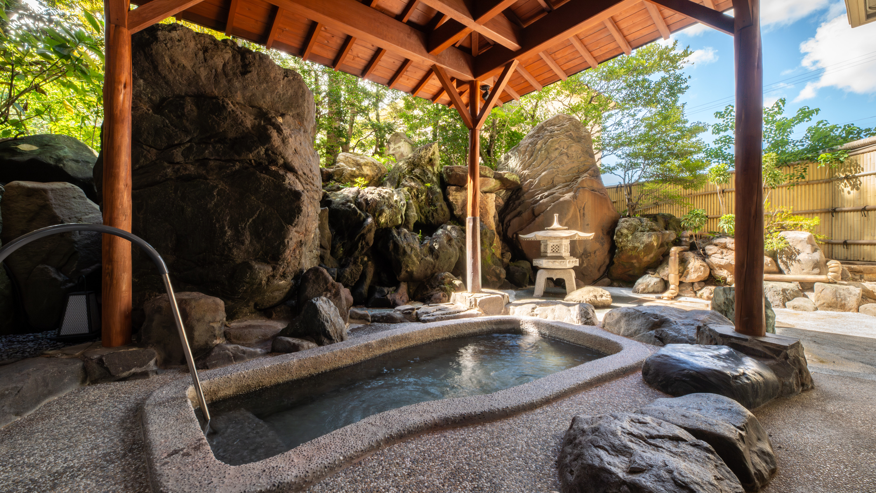 ■東男湯（露天風呂）■