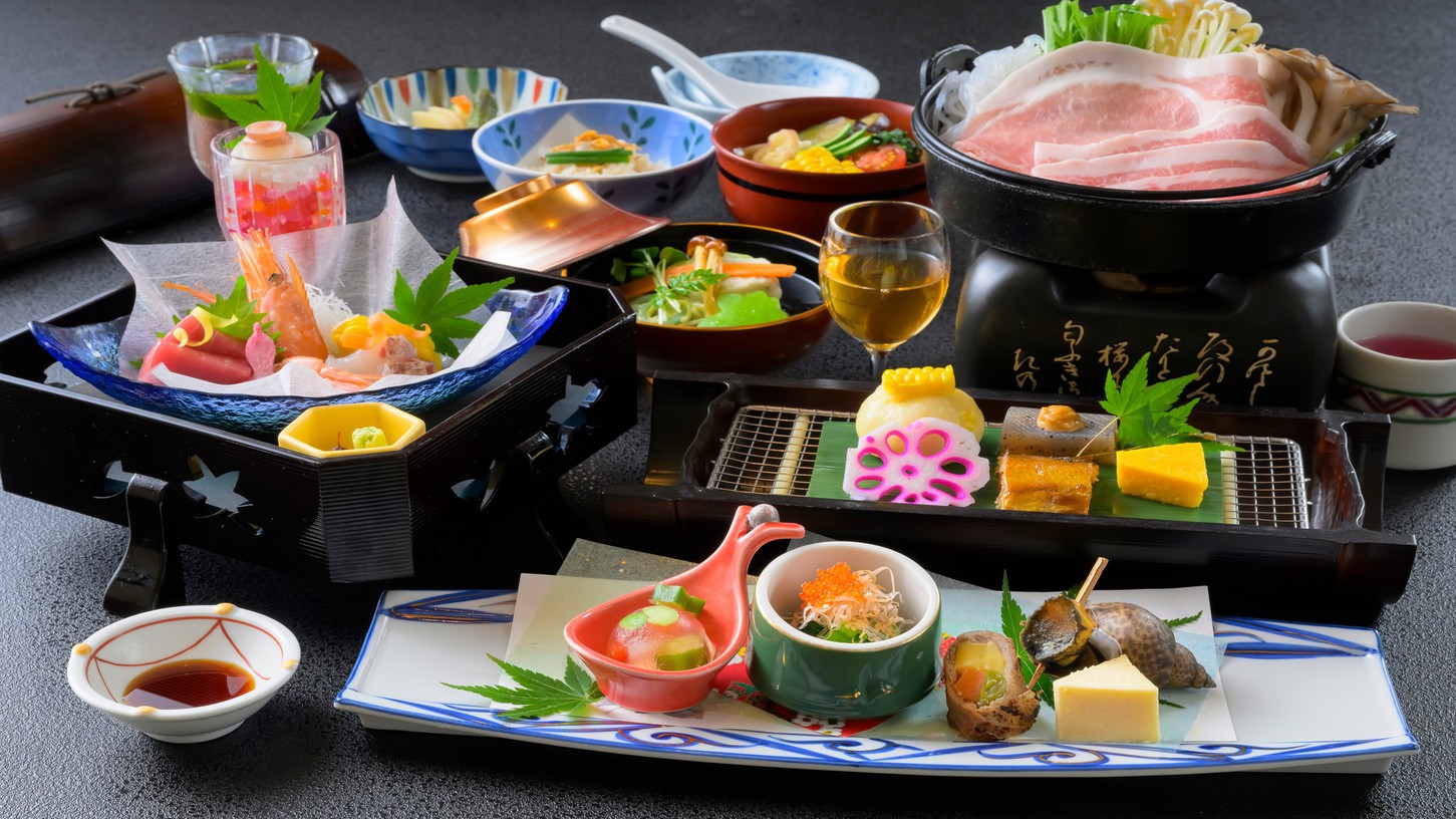 【千樹館スタンダードプラン】石段街まで徒歩0分〜黄金白銀の2湯と郷土の味覚を堪能