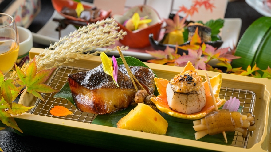 【ふくいちの玉手箱】個室でお食事ORお部屋アップグレード特典は当日までのお楽しみ！