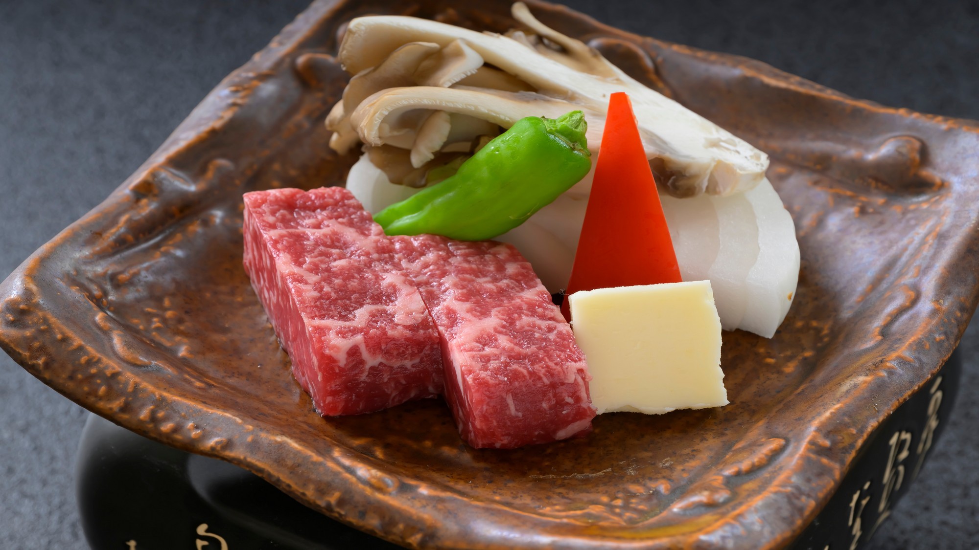 【国産牛ステーキ】夏の上州味覚会席〇ステーキの他生鮪・冷やしおっ切込みほか夏の味覚満載＜千樹館＞