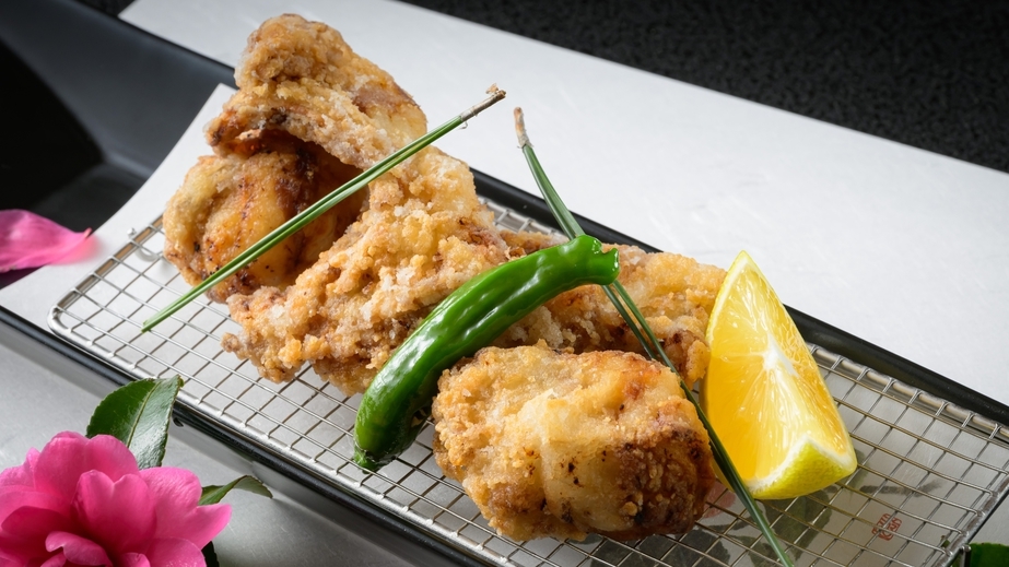 【冬のお年玉プラン】ふぐの唐揚げ付〜冬季限定＜美味少量ことほぎ膳＞蟹ほか旬の味覚と温泉三昧